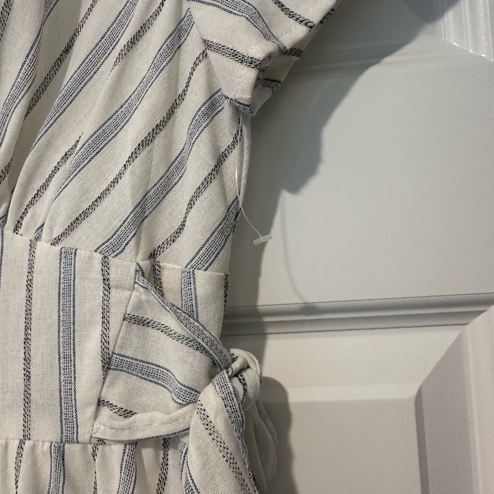 NWOT STRIPED DRESS - Picture 5 of 5